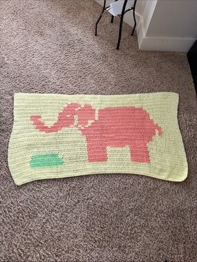 Handmade Pink Elephant Crochet blanket - Unbranded